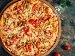 Italian special chicken bolo pizza large [2-4 People]